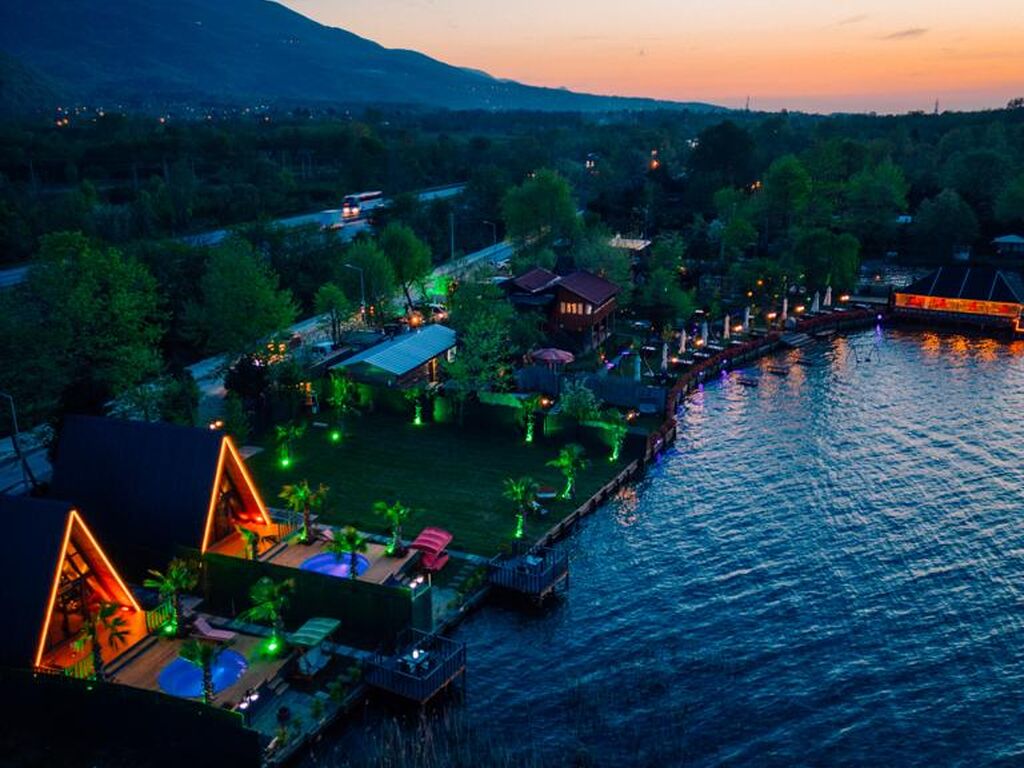Sapanca Regjü Bungalov